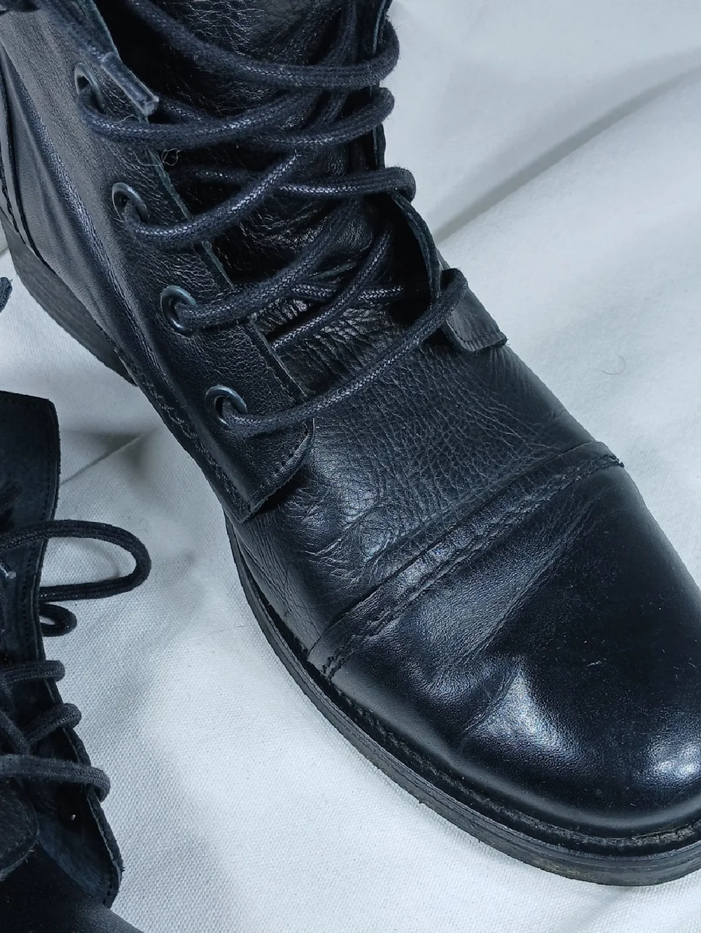 Black Leather Men's Lace-Up Combat Boots